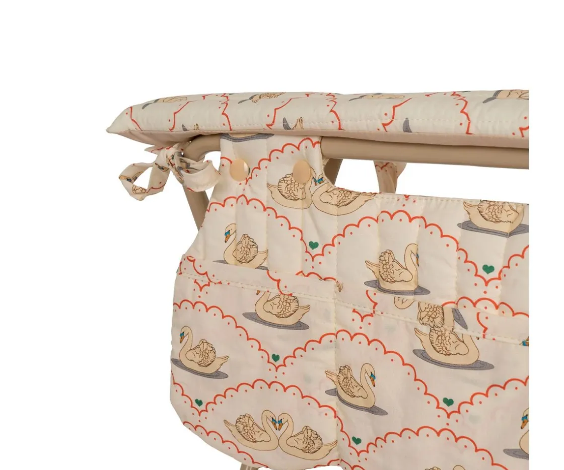 Niños Konges Slojd Cambiador para Muñecas Swam