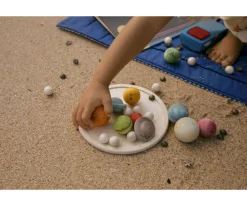 Niños Grapat Dear Universe