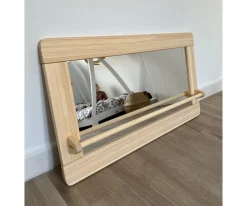 Niños Ethos Wood Espejo Montessori Pequeño con Barra de Madera