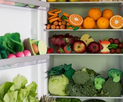 Niños Oli & Carol Mordedor Sweetie the Strawberry