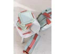 Monnëka Nevera Rígida Stripes Sage Personalizable