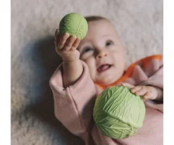 Oli & Carol Set 3 Pelotas Sensoriales, Mordedor y Juguete de Baño Veggie Salad