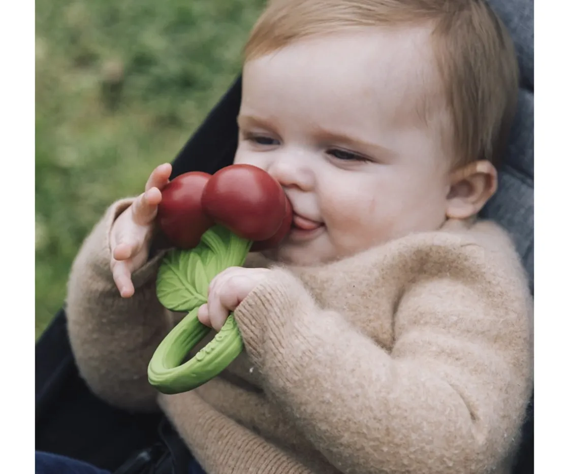 Oli & Carol Sonajero Mordedor Cherry