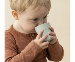 Done by Deer Vaso Foodie Croco Green^ Vajilla Infantil